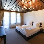 Hotel Leshten Hotel Leshten