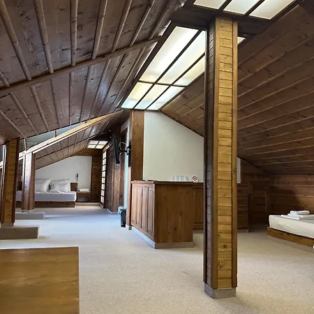 Hotel Leshten * Lesten