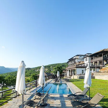 Hotel Leshten *