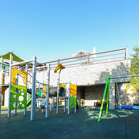Otel Hotel Leshten *