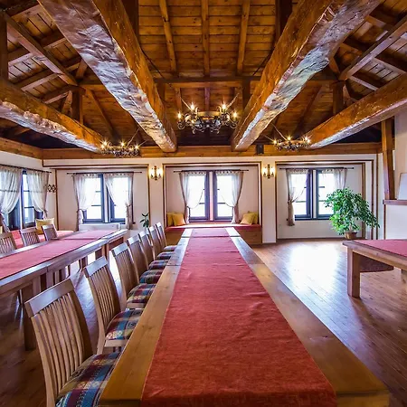 Hotel Leshten Lesten