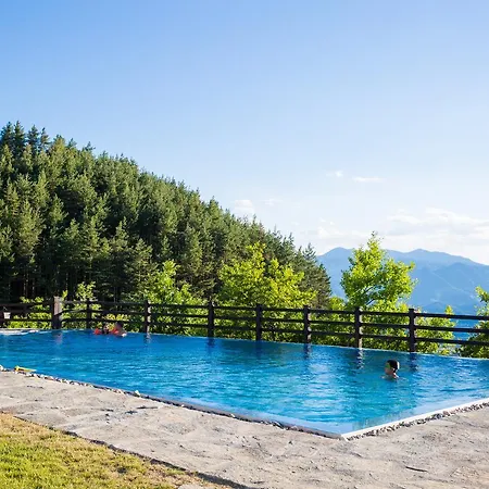Otel Hotel Leshten *