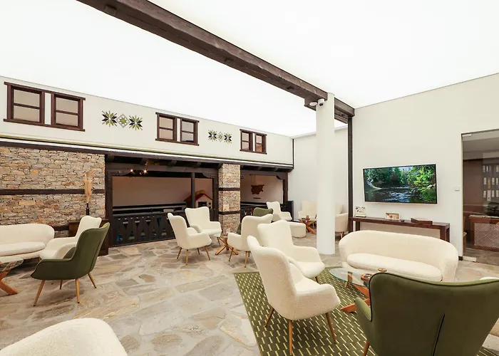 Hotel Leshten Hotell *