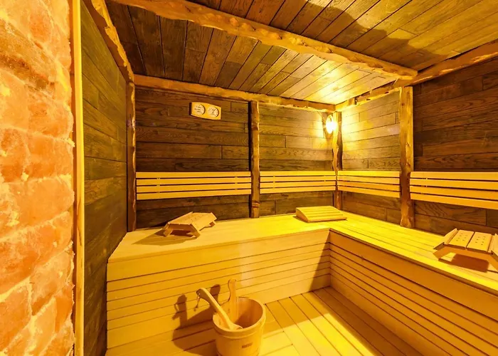 Hotel Leshten * Lesjten